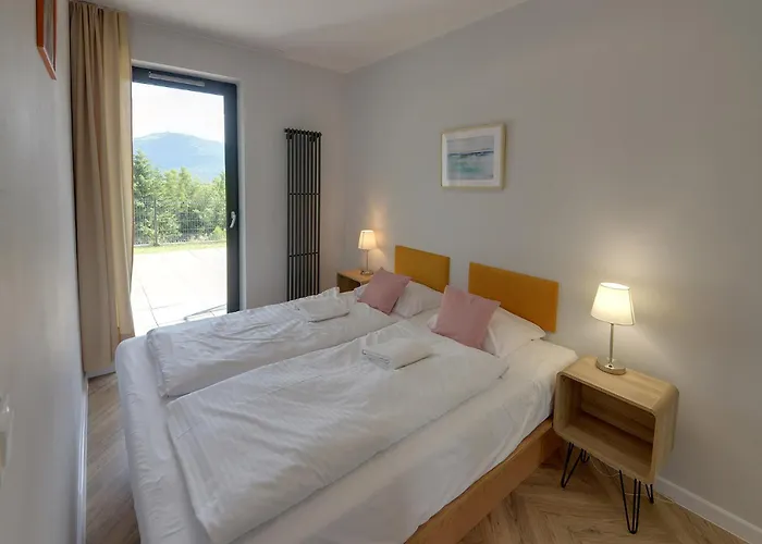 Rentplanet - Schroniskowa *