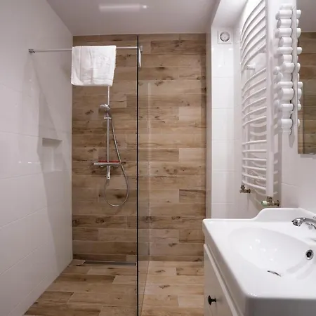 Rentplanet - Schroniskowa Szklarska Poręba