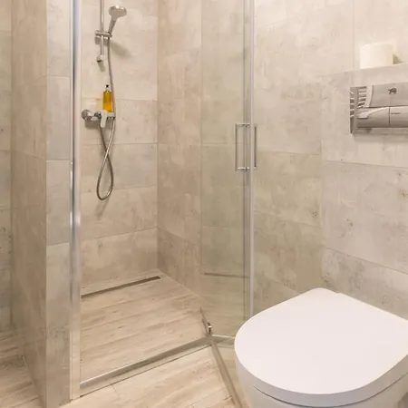 Rentplanet - Schroniskowa Apartment