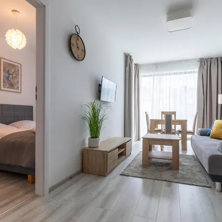 Apartment Rentplanet - Schroniskowa