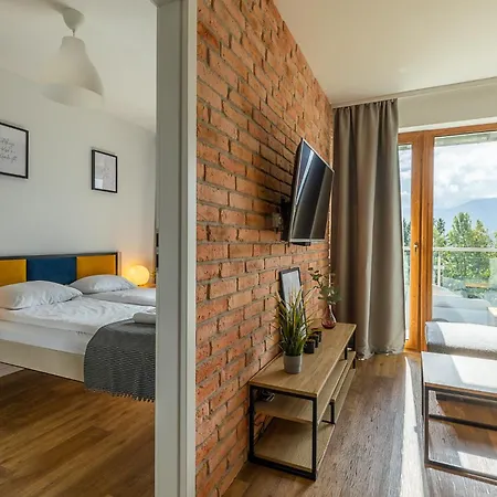 Apartment Rentplanet - Schroniskowa *