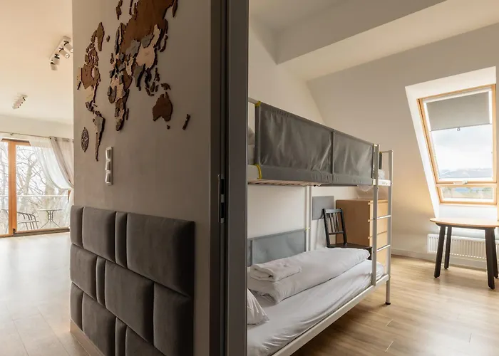 Apartment Rentplanet - Schroniskowa *