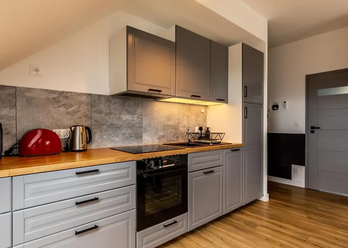 Rentplanet - Schroniskowa Apartment