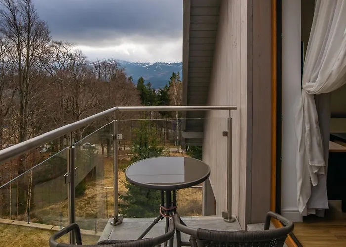 Apartment Rentplanet - Schroniskowa *